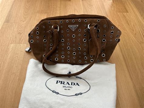 prada tasche mit nieten